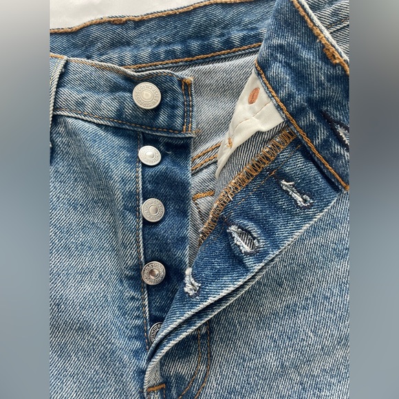 Vintage Levi’s 501 high waist - Picture 2 of 6